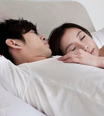 性愛(ài)技巧 性愛(ài)前的愛(ài)撫按摩技巧