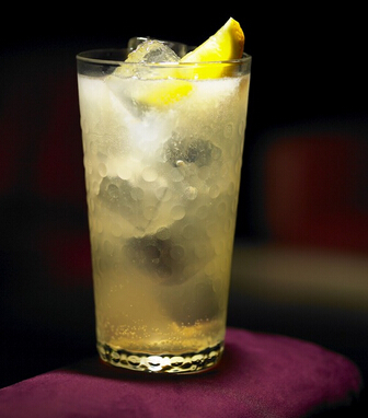 檸檬的功效與作用 細數(shù)檸檬七治病養(yǎng)生妙處