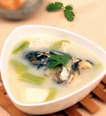 夏季高溫出汗流失水分 推薦十款降暑養(yǎng)生湯