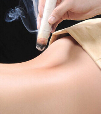 痛經(jīng)怎么辦快速止痛 艾灸治療痛經(jīng)