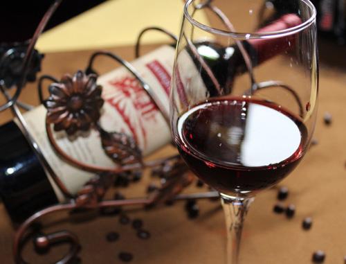 睡前喝紅酒的好處你知道多少