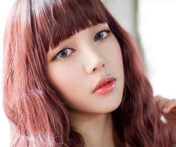 頭發(fā)靚麗的同時(shí)你知道染發(fā)的危害嗎