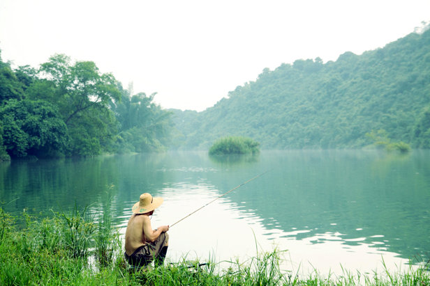 冬天釣魚(yú)技巧 冬季釣魚(yú)不開(kāi)口的應(yīng)對(duì)技巧有哪些