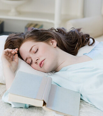 女性更年期保健 更年期的女人睡前請(qǐng)別做這些