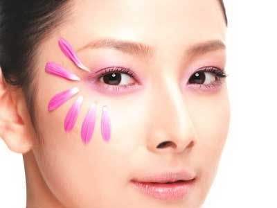 修復(fù)美麗之如何去除眼袋