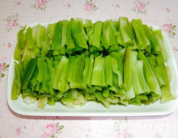 貢菜的營(yíng)養(yǎng)有哪些 要怎么做才好吃