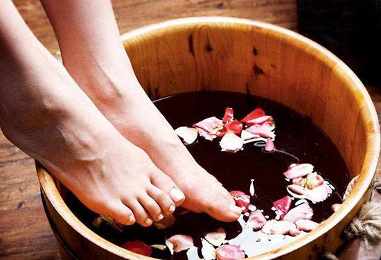 泡腳的藥方 泡腳需要注意的地方有哪些
