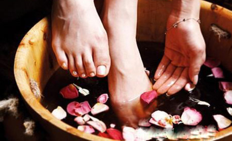 泡腳的藥方 泡腳需要注意的地方有哪些
