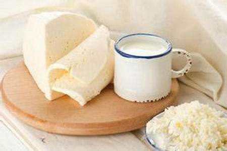 過日子的學(xué)著點(diǎn)廢物變寶 過期的牛奶有什么用