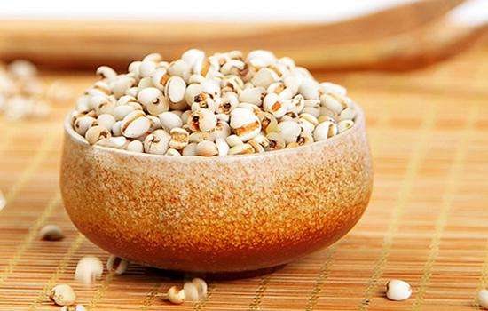 趕緊給你的腸胃洗洗澡吧 排毒的食物