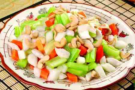 美白潤膚養(yǎng)生譜 女人美白潤膚食譜