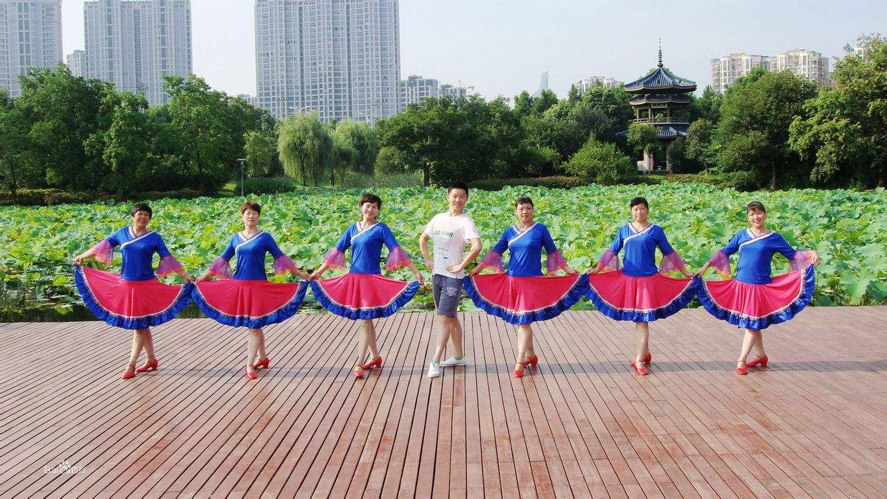 紅遍全中國的楠楠廣場舞