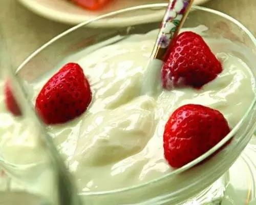 什么時候喝酸奶最好，讓營養(yǎng)更充分的被吸收