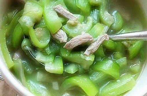 排毒養(yǎng)顏粥 讓女人擁有更好看的臉蛋