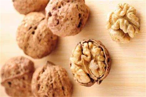 核桃皮的功效與作用 核桃皮能治療什么