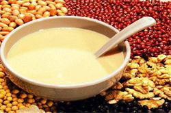 晚上喝豆?jié){好嗎 晚上喝豆?jié){需注意什么