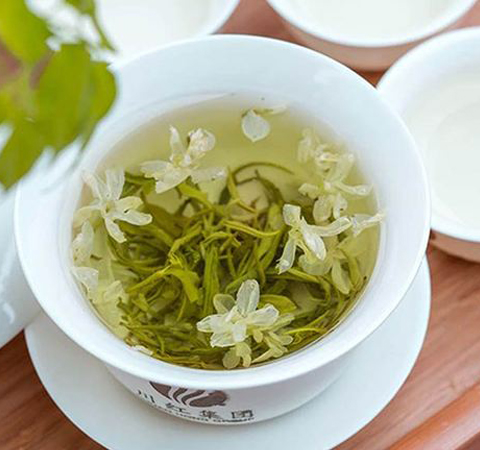 養(yǎng)顏美容 茉莉花茶的功效和泡法介紹