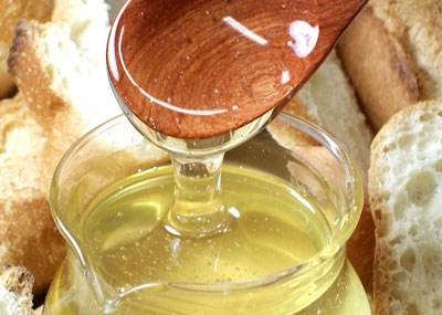 喝蜂蜜水的好處介紹及喝蜂蜜水的最佳時間點