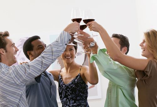 喝酒后頭痛怎么辦？跟我學妙招緩解