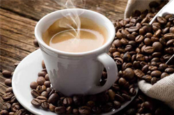 加劇高血壓 看看喝咖啡的好處和壞處有哪些