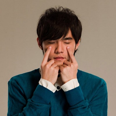 眼干眼澀怎么辦  4種治療方法