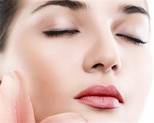 臉上的粉刺怎么去除才能達到最佳效果