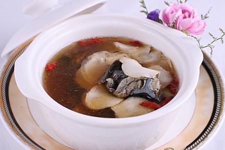 冬季女人養(yǎng)生養(yǎng)顏經(jīng) 這些食物非常適合