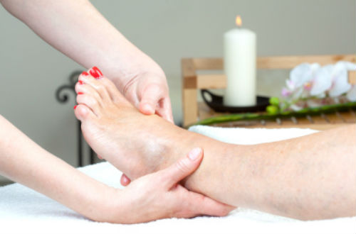 腳腫是什么原因 4個(gè)方面是關(guān)鍵