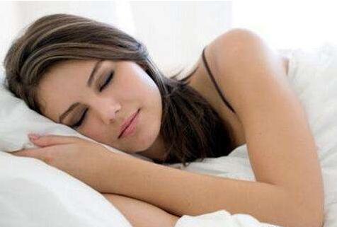 女人失眠的治療方法及教快速入睡的技巧