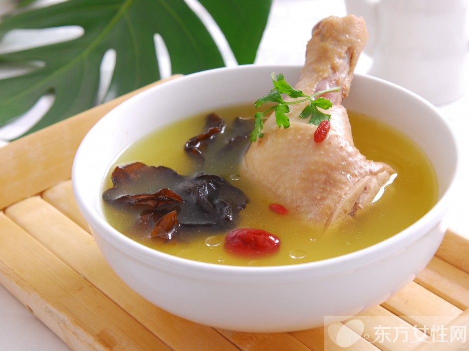 怎樣煲雞湯最有營養(yǎng) 雞湯的營養(yǎng)價值及功效作用