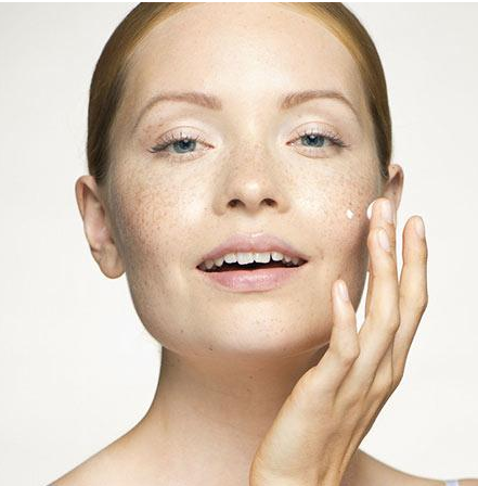 女性朋友最關(guān)注怎么除痘坑的問(wèn)題