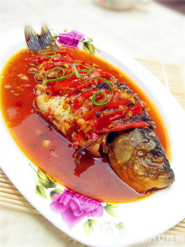家常鯽魚的做法是怎么做的 鯽魚的營養(yǎng)價值