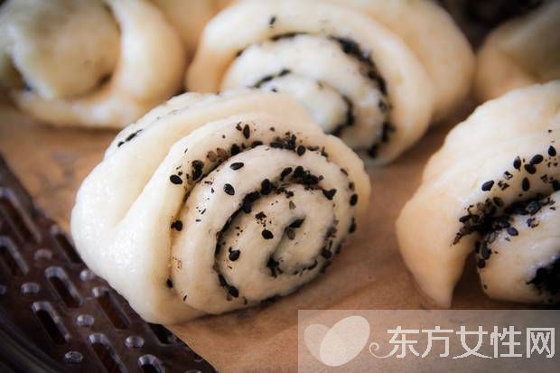 花卷做法大全帶圖片 手把手教你自制美味花卷