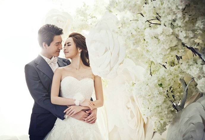 拍婚紗照需要準(zhǔn)備什么 拍婚照前需注意的20條事項(xiàng)