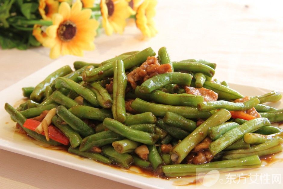 豇豆炒肉的家常做法 豇豆炒肉的營(yíng)養(yǎng)價(jià)值