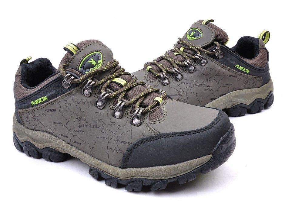 登山鞋和徒步鞋的區(qū)別 怎么挑選專業(yè)的徒步鞋?