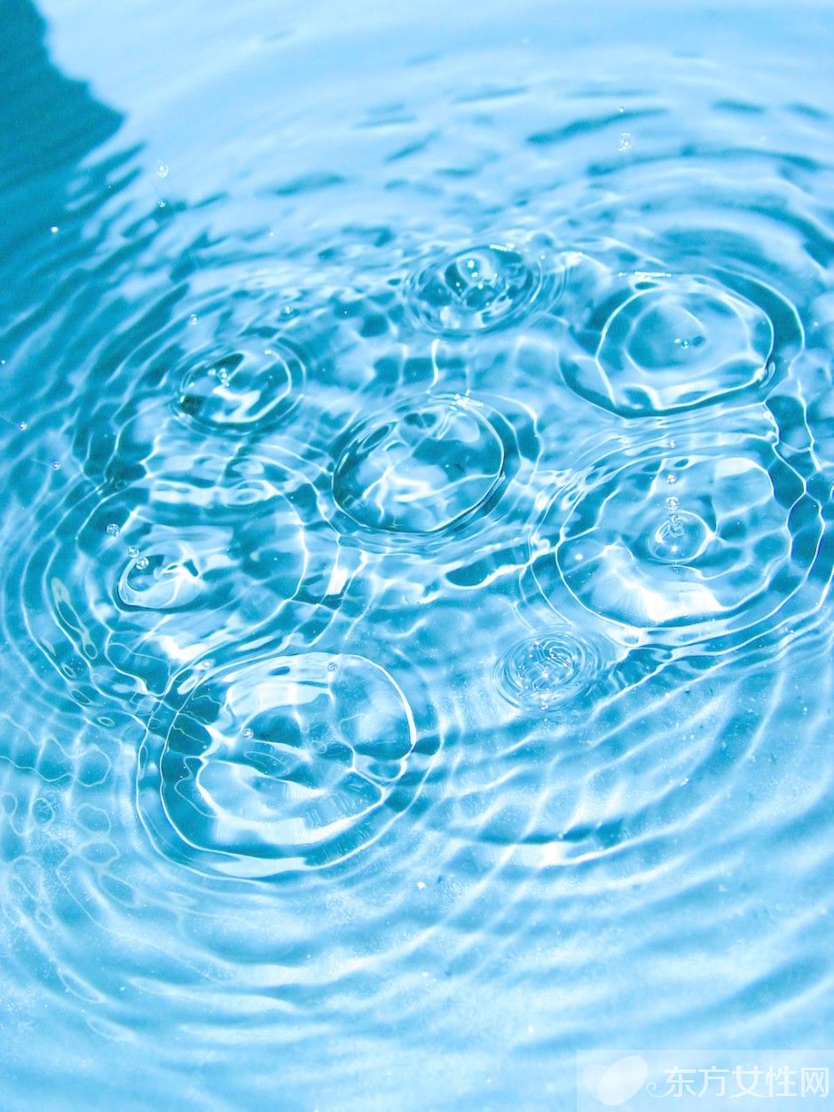 早晨喝水的好處有哪些 早晨最不該喝這四種水