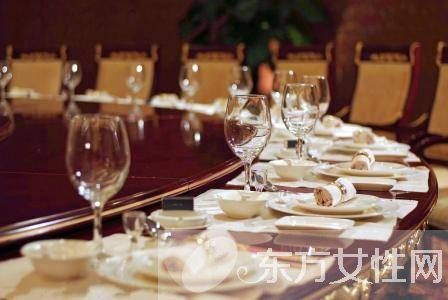 酒桌禮儀的常識有哪些 酒量不行的9個技巧