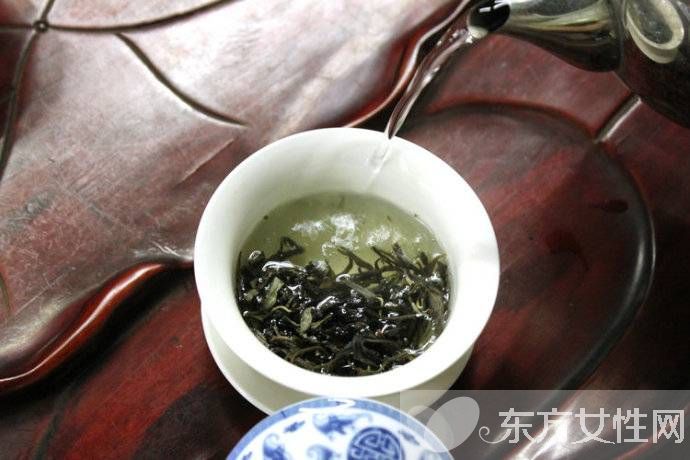 揭隔夜茶的六大妙用 隔夜茶水還有這用途