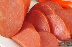 火腿腸的危害大盤(pán)點(diǎn) 加工類(lèi)肉食品對(duì)健康的副作用