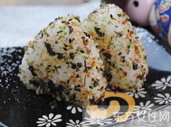 飯團(tuán)該怎么做 四大飯團(tuán)做法讓你輕松學(xué)會(huì)