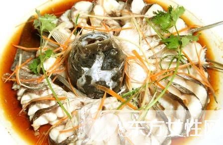 清蒸草魚的做法 草魚去土腥三要點