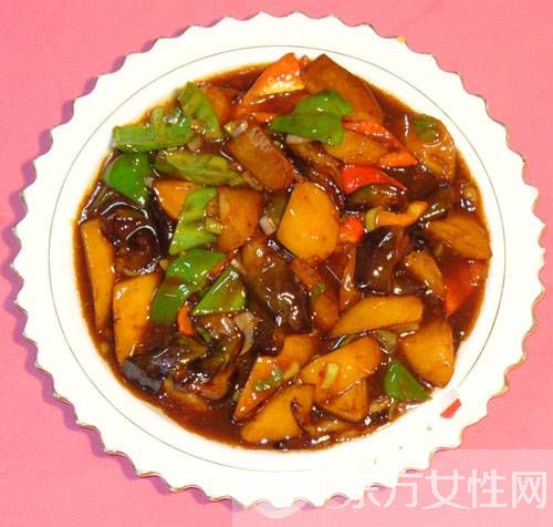 東北地三鮮的做法大全 秋冬進(jìn)補(bǔ)營養(yǎng)價(jià)值高