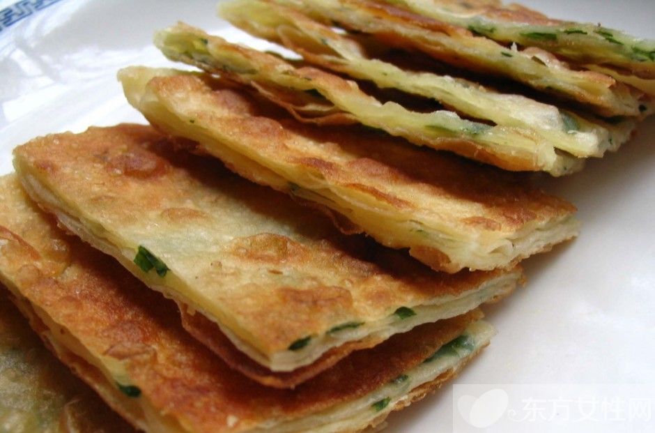 蔥油餅的家常做法 吃蔥油餅上火嗎