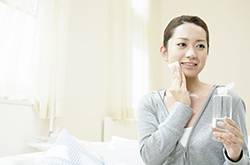 女人皮膚暗黃是什么原因 好臉色吃出來