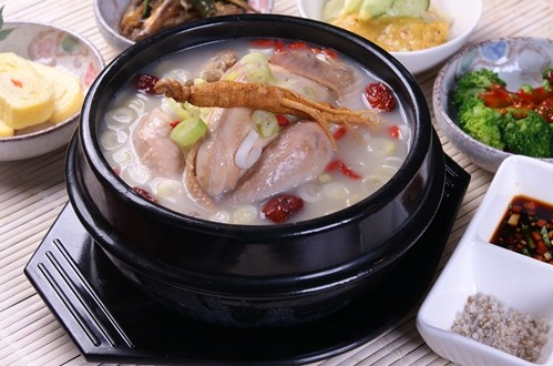 紅參與高麗參的區(qū)別    外形產(chǎn)地各不同