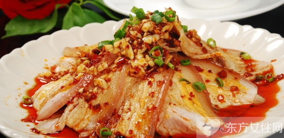 蒜泥白肉的兩大做法 簡(jiǎn)單易學(xué)又美味