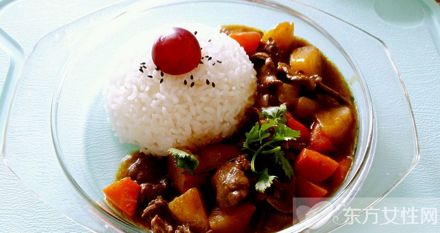 牛肉咖喱飯的做法步驟 牛肉不僅養(yǎng)身還抗衰老