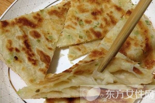 蔥香千層餅的做法 蔥香千層餅的小竅門