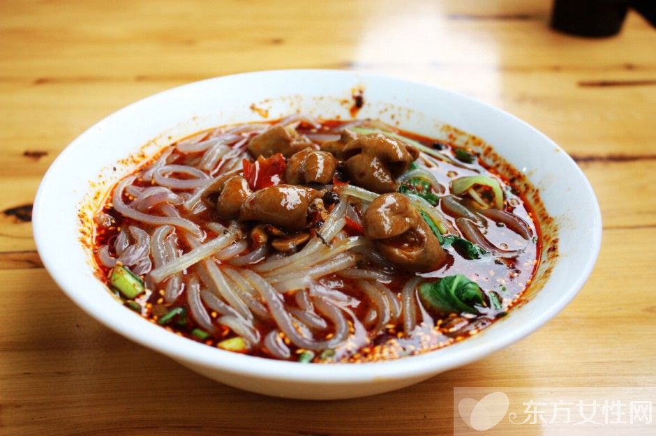 如何做酸辣粉 教你酸辣粉的做法及3個(gè)配方